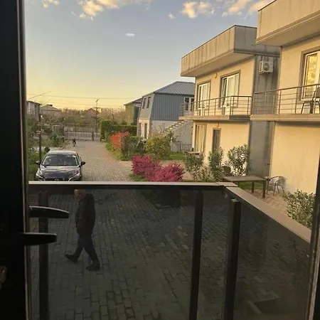 Orion Cottage Batumi Zewnętrze zdjęcie